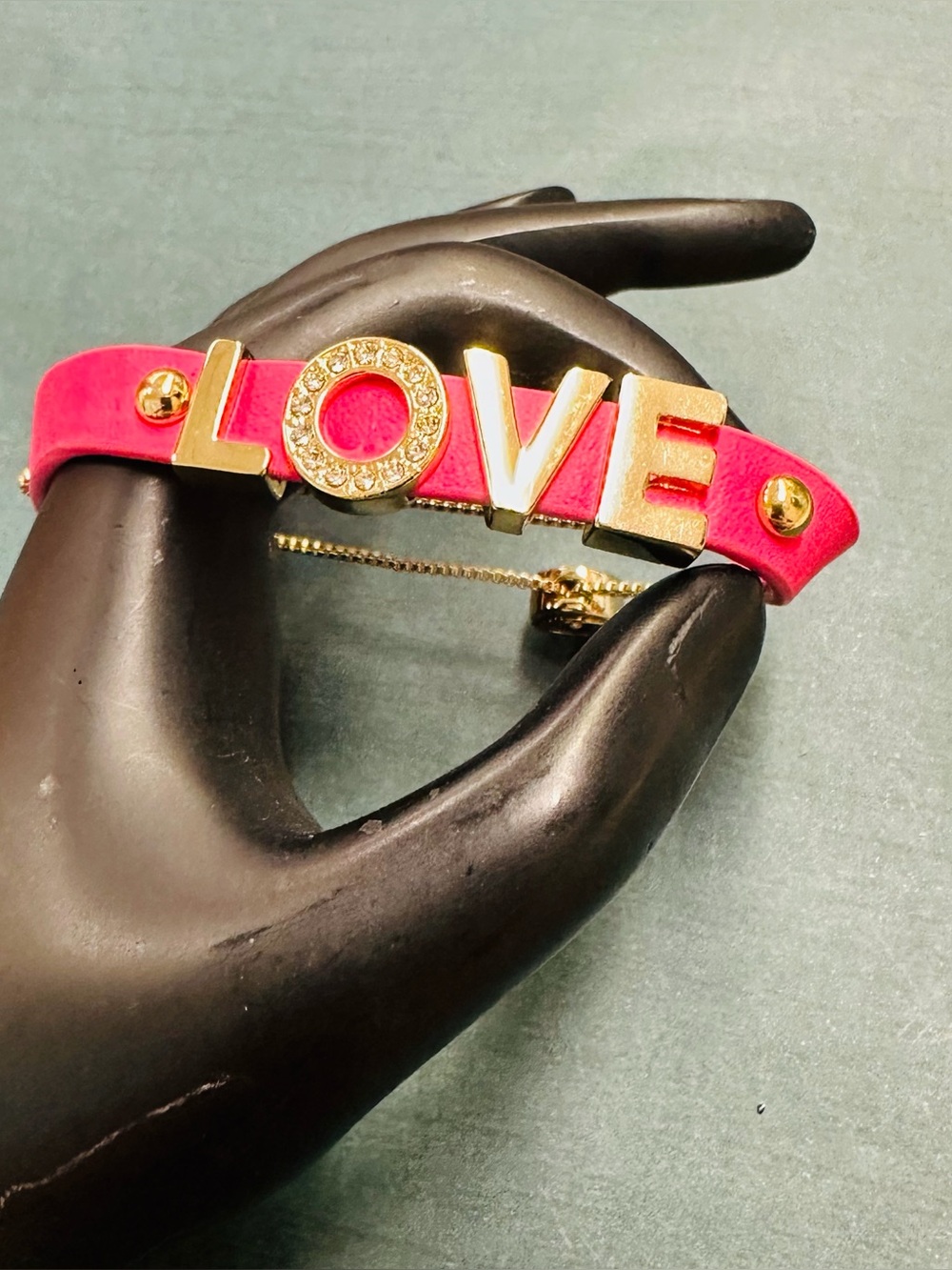 BCBG Generation LOVE Slider Bracelet Pink Gold Tone Adjustable B12